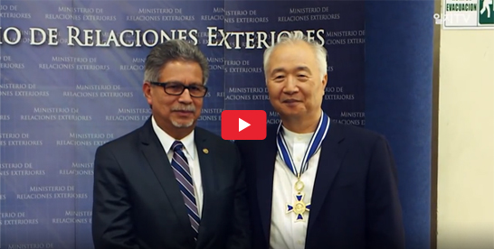 Ilchi Lee Visited El Salvador and Wins Presidential Award!